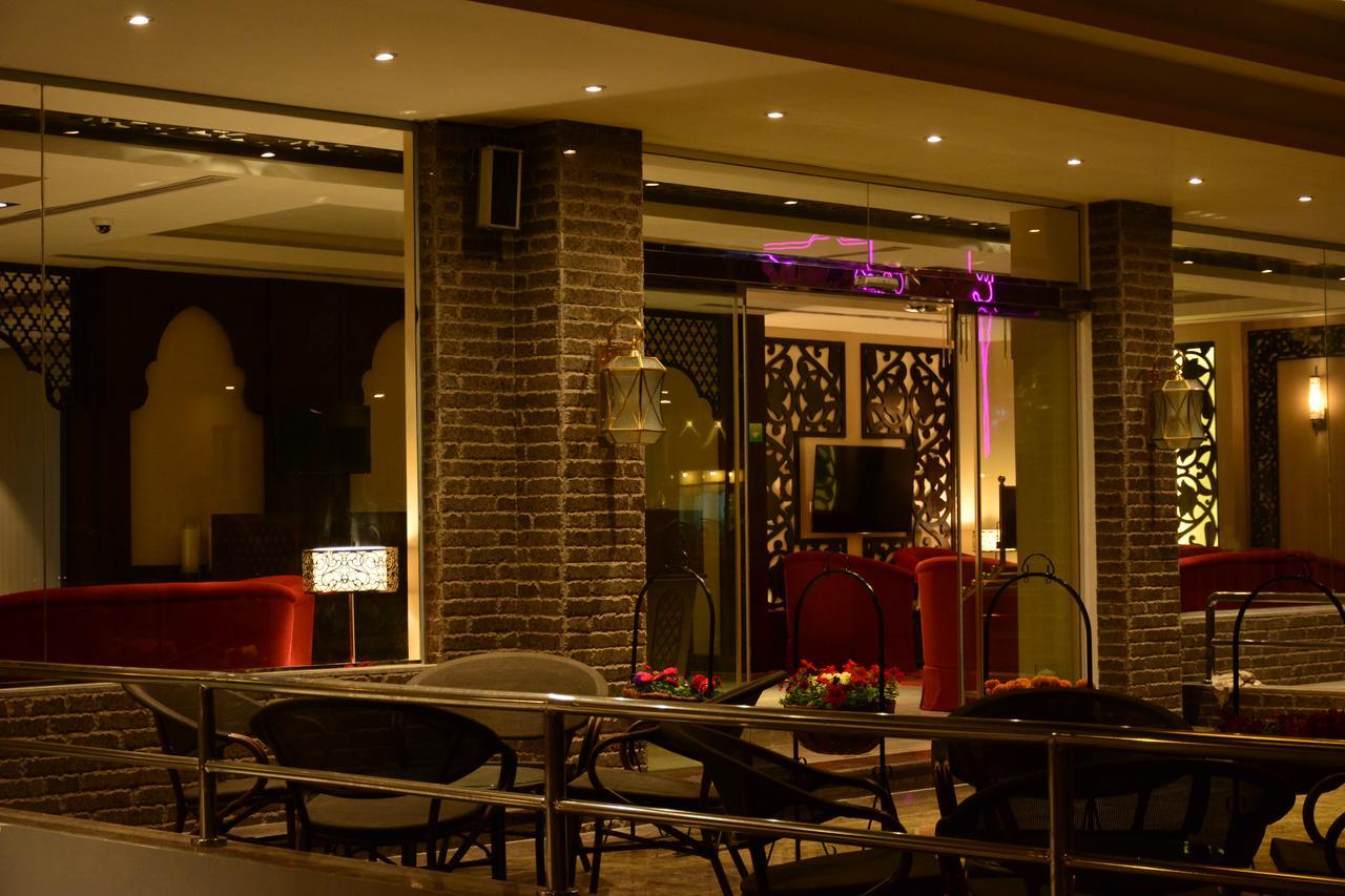 Home Inn Hotel Suites 2*